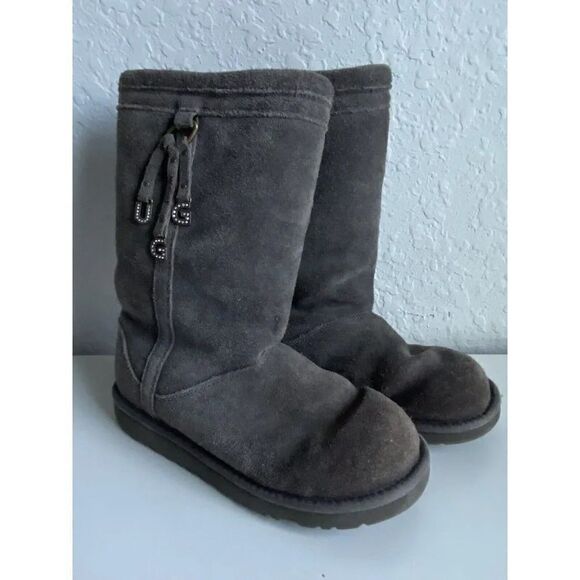 UGG Australia Larynn 1005396K Grey Suede Boots Girls Sz 5 Women’s 7 - Picture 1 of 10